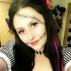 Meet your Posher, Amberly